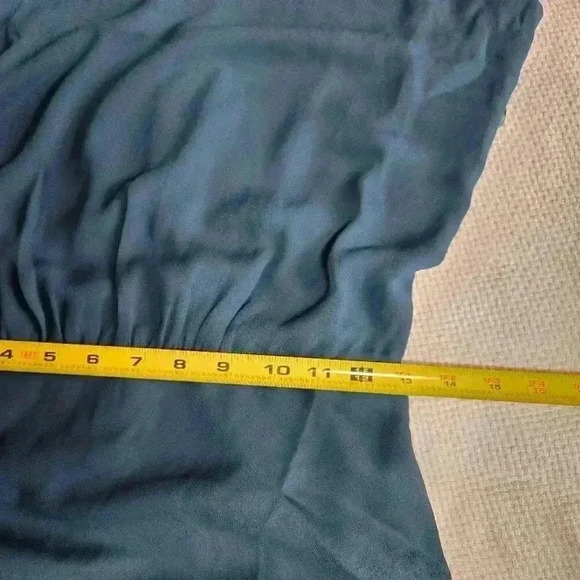 Krisa Halter Asymmetrical Ruffle mini dress Sz XS NWT Green - Picture 4 of 11